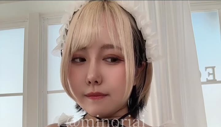 Minoriai_ French Maid